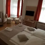 Monopol 3*