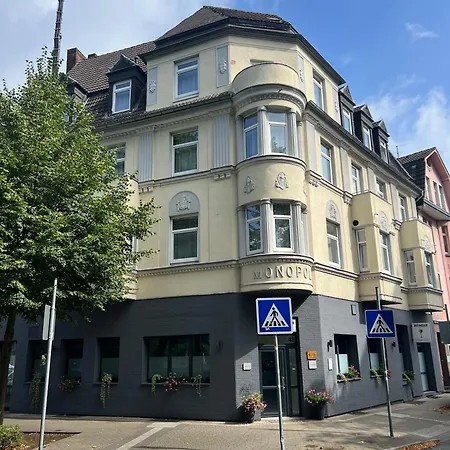 Monopol Hotel