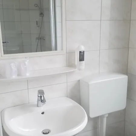 Ξενοδοχείο Monopol 3*