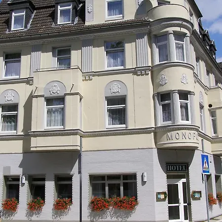 Monopol 3* Χίλντεν