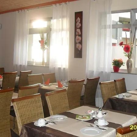 Monopol 3* Χίλντεν